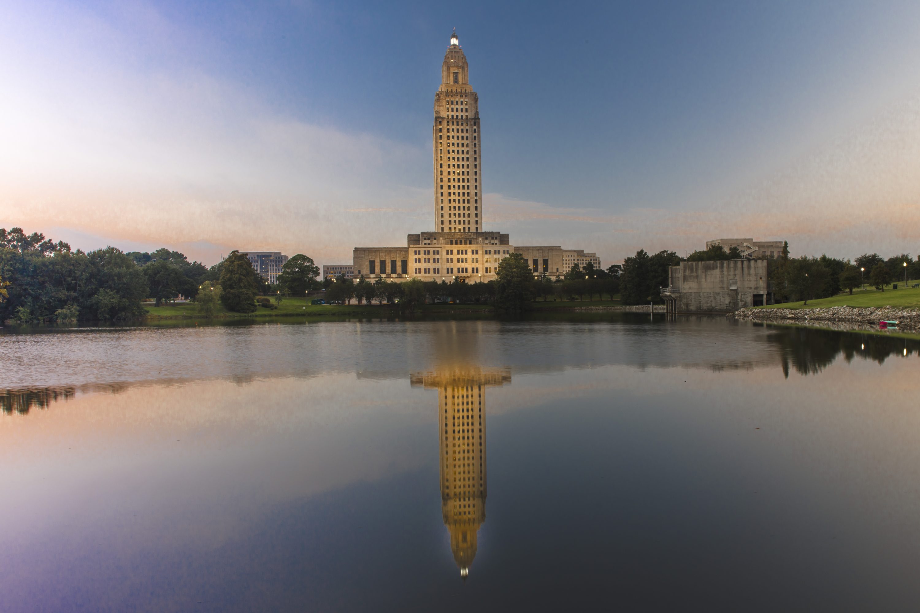 Louisiana State Capitol, Baton Rouge, Louisiana at dusk